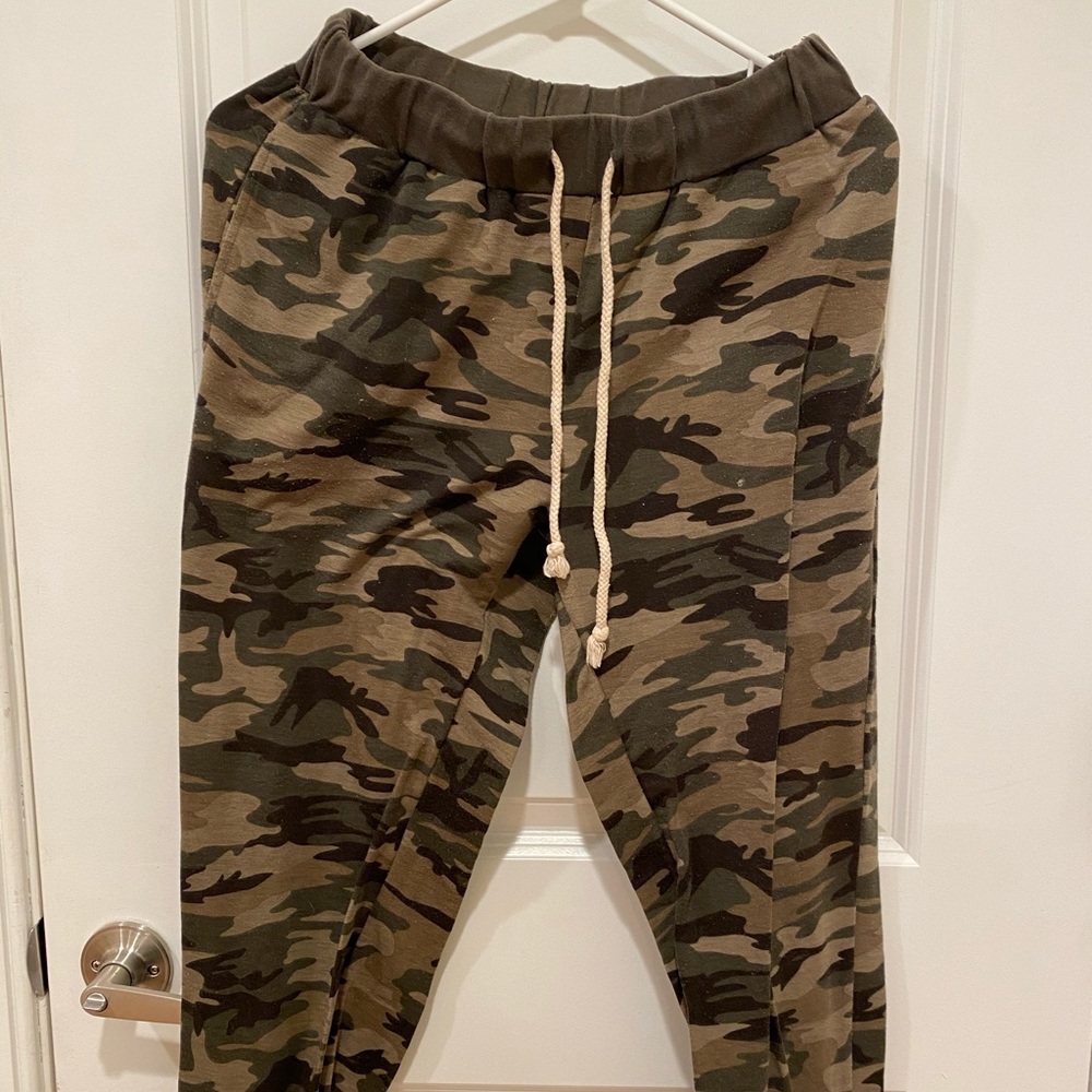 Camo sweats